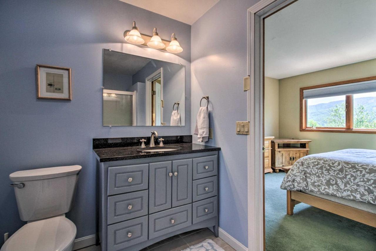 Timber Creek Townhome With 2 Decks And Mtn Views! West Dover Eksteriør bilde