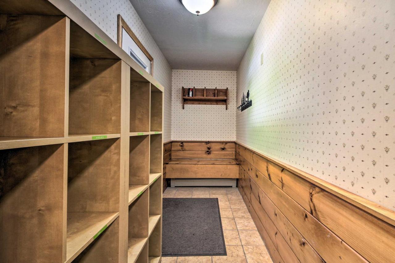 Timber Creek Townhome With 2 Decks And Mtn Views! West Dover Eksteriør bilde