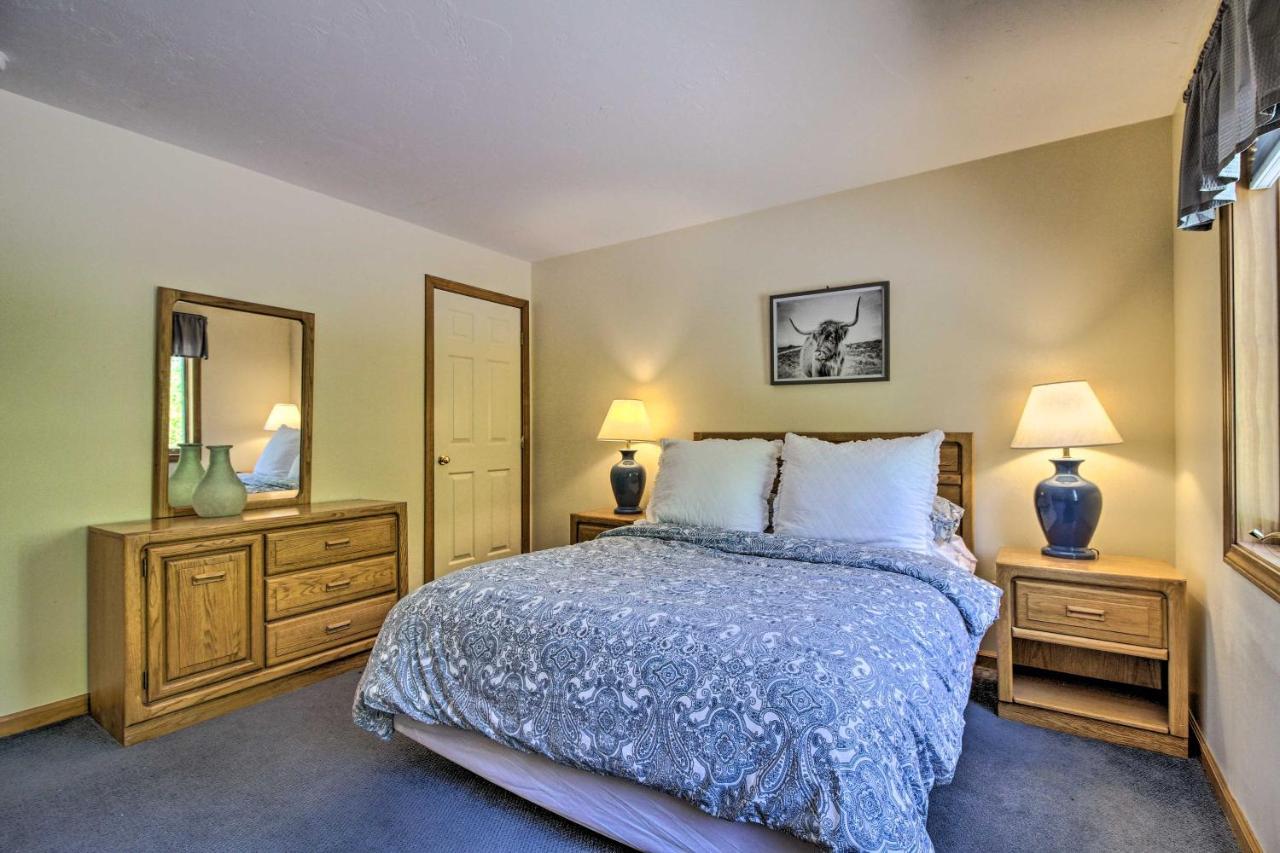 Timber Creek Townhome With 2 Decks And Mtn Views! West Dover Eksteriør bilde