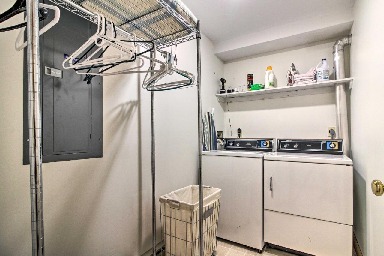 Timber Creek Townhome With 2 Decks And Mtn Views! West Dover Eksteriør bilde