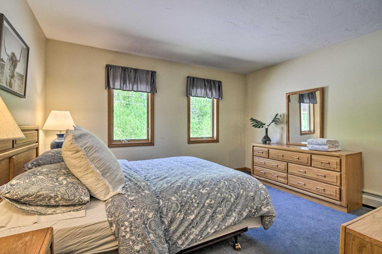 Timber Creek Townhome With 2 Decks And Mtn Views! West Dover Eksteriør bilde